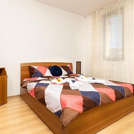 Lovely 1Bd Apartment Close To The Summer Theatre Plovdiv Buitenkant foto