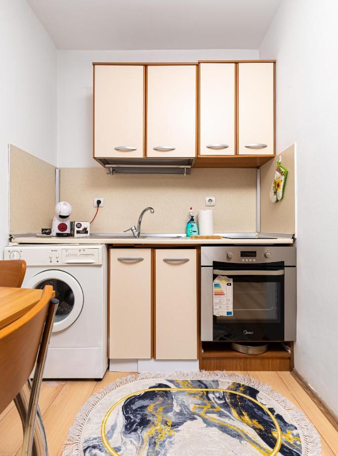 Lovely 1Bd Apartment Close To The Summer Theatre Plovdiv Buitenkant foto