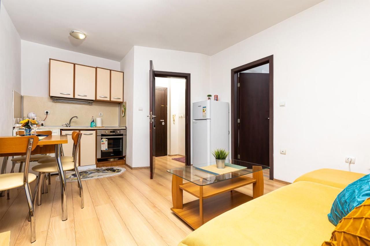 Lovely 1Bd Apartment Close To The Summer Theatre Plovdiv Buitenkant foto